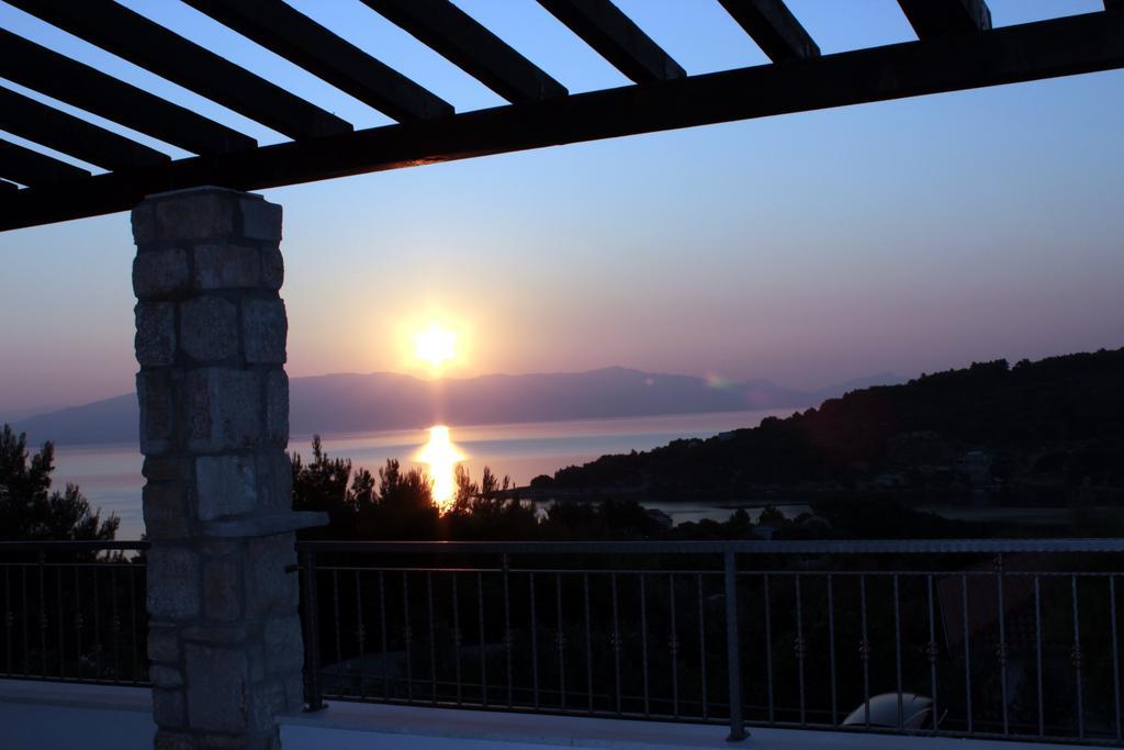 Apartments Kaic Rogač Esterno foto