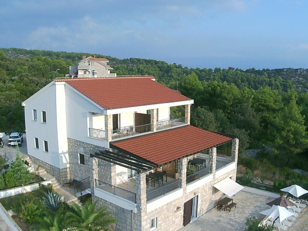 Apartments Kaic Rogač Esterno foto